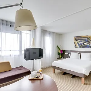 Отель Novotel Montreuil Vincennes